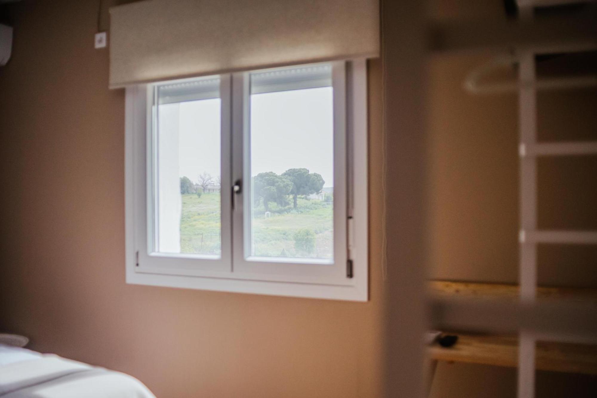 בדאחוז Hostal Entreolivos מראה חיצוני תמונה