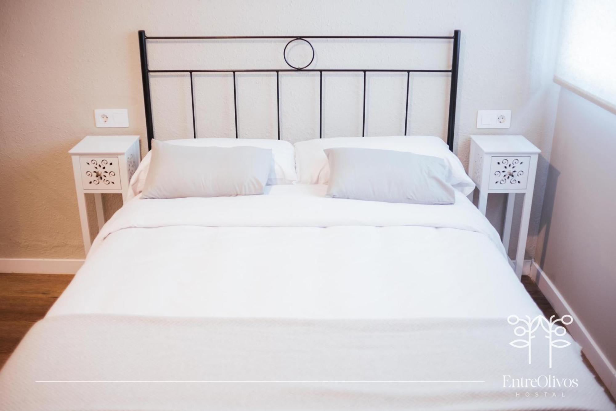 בדאחוז Hostal Entreolivos מראה חיצוני תמונה